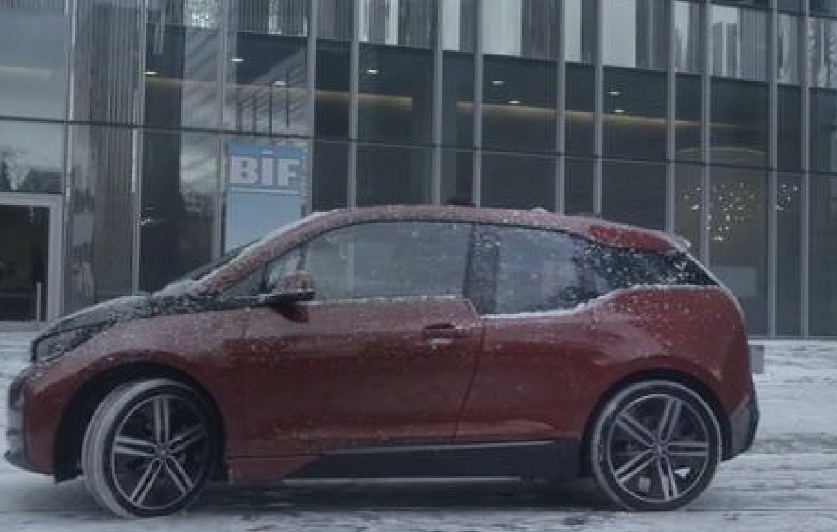 BMW i3 : Les nouvelles aventures d’Aladin, (2015) 